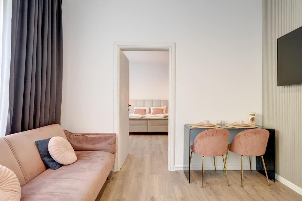 Apartament Oasis On Calea Victoriei Bukareszt Zewnętrze zdjęcie